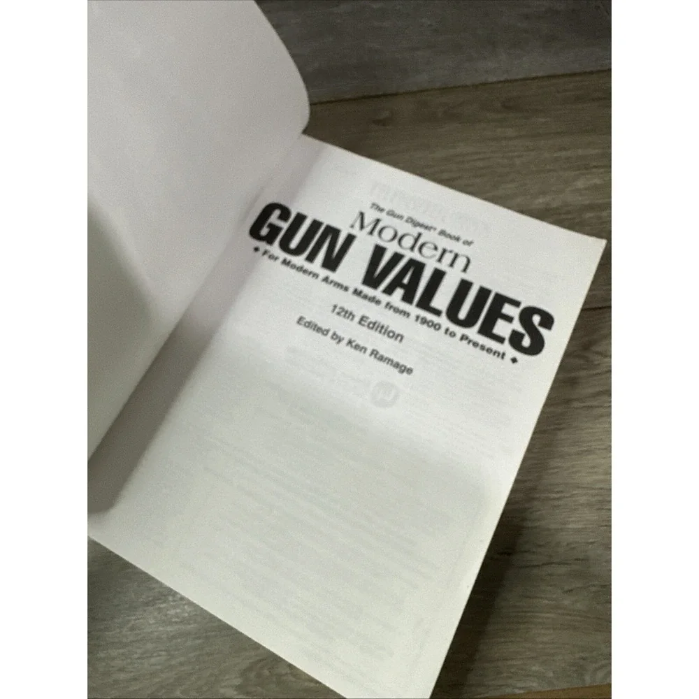 Modern Gun Values 12th Edition Gun Digest Book‎ Ken Ramage 1900-Present Firearms